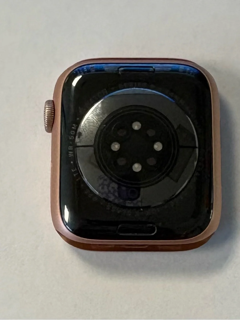 Apple Watch Series 6 with GPS, No Band, Rose Gold